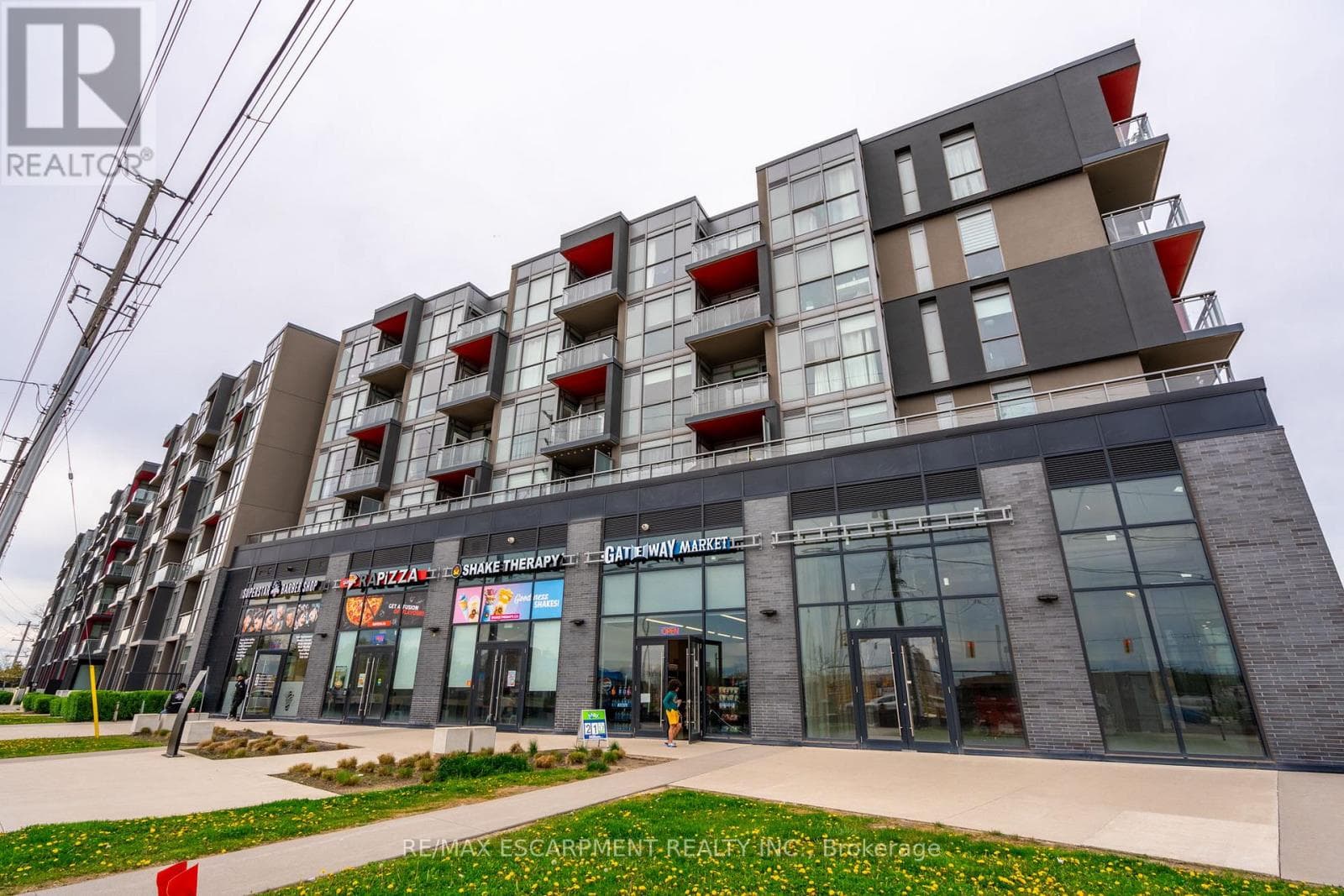 5240 Dundas Street Unit B418