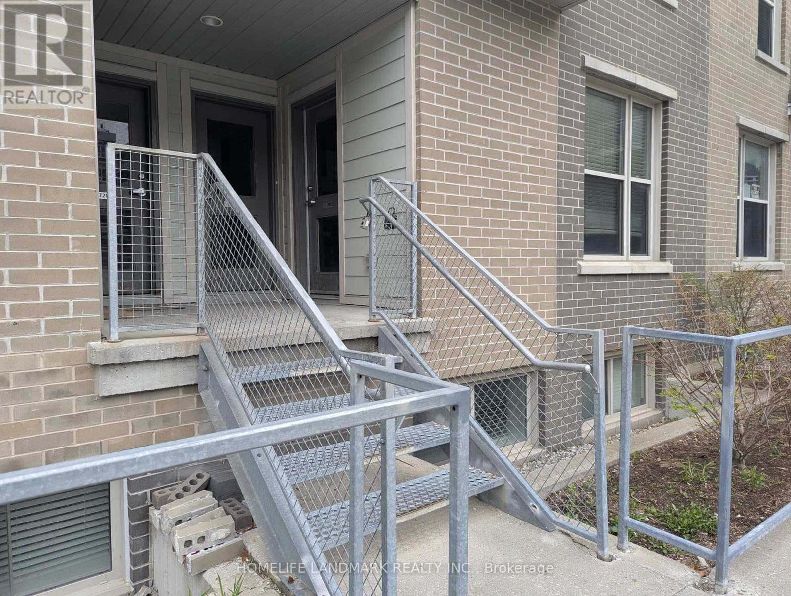 62 Balsam Street Unit T102