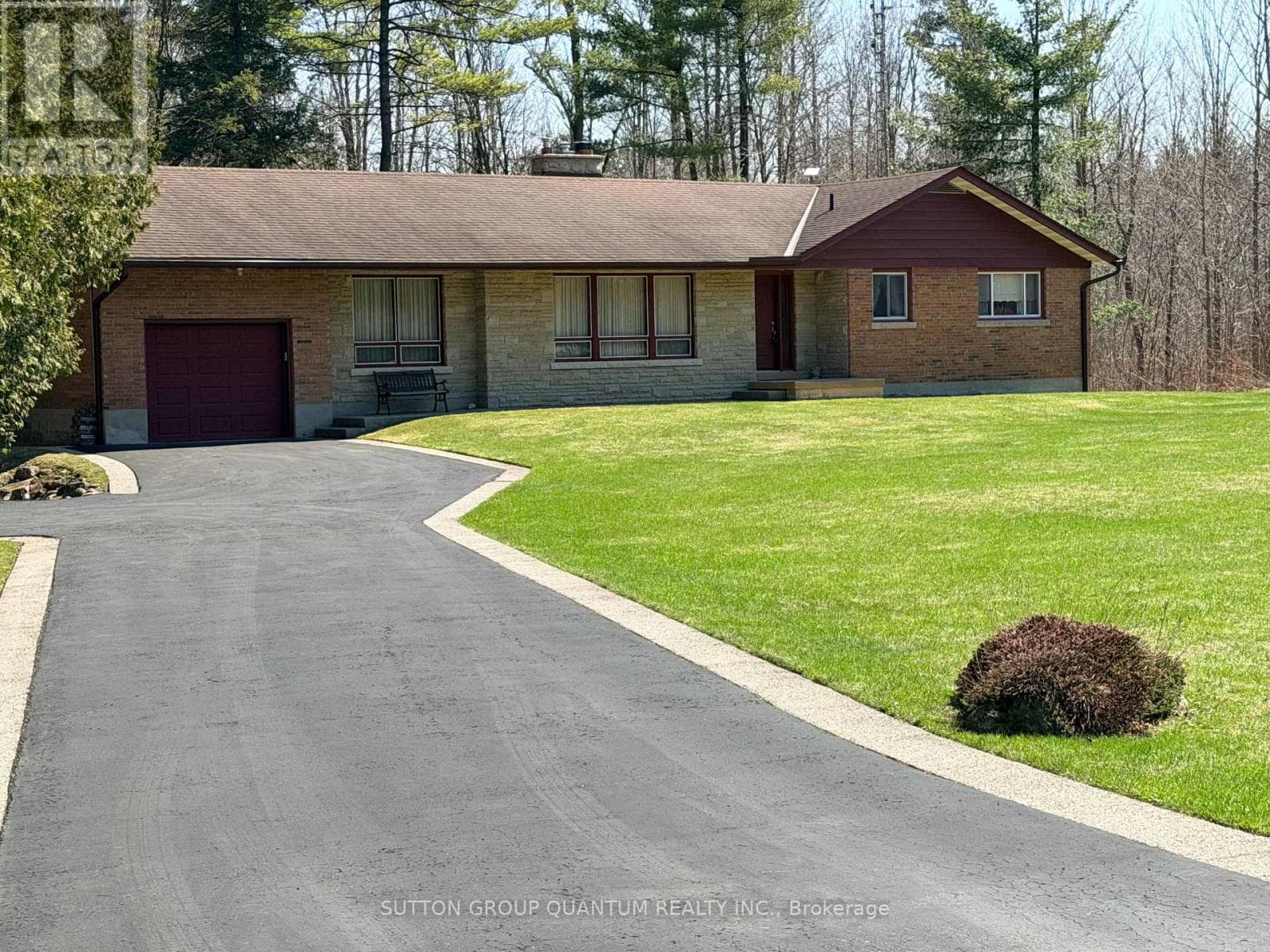 506 11th Concession Road East