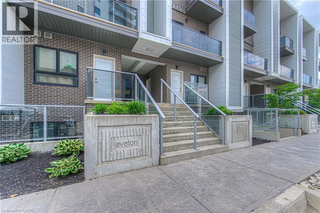 1430 HIGHLAND Road West Unit 19A
