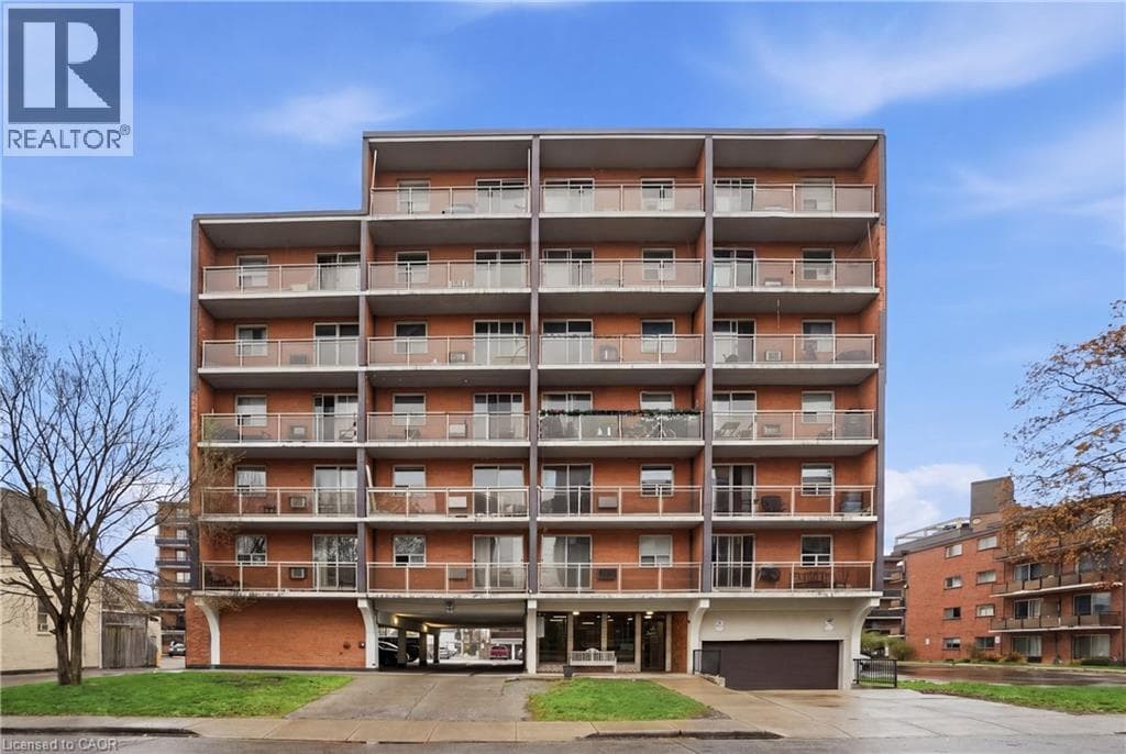30 SUMMIT Avenue Unit 401