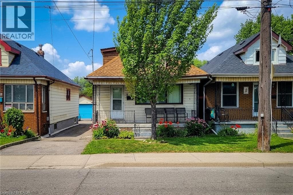 463 WELLINGTON Street North