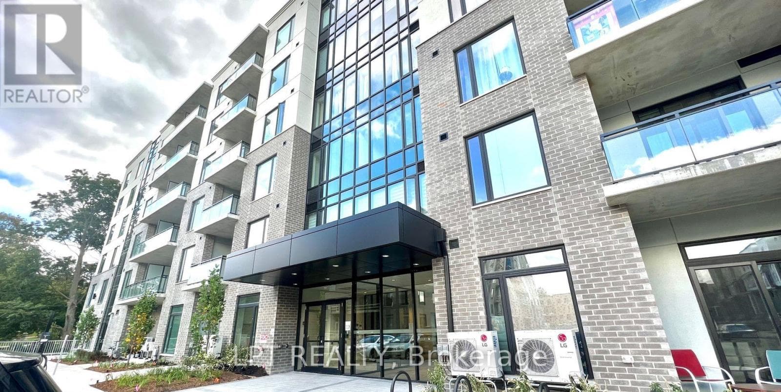103 Roger Street Unit 415