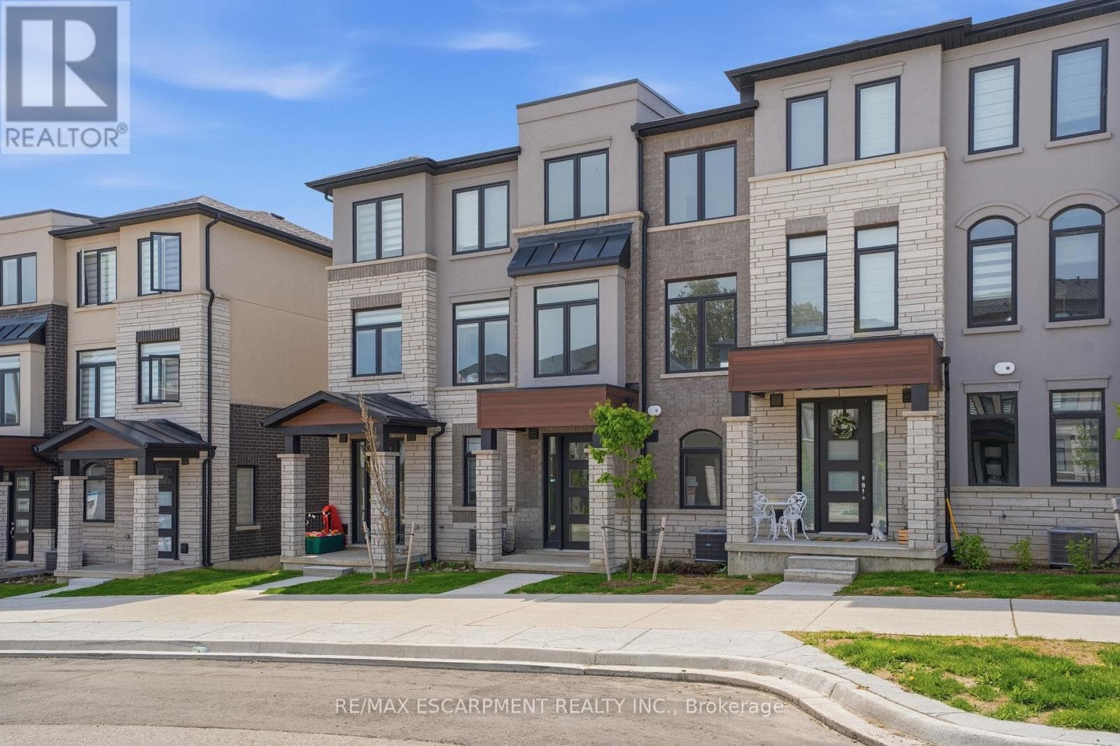 155 Equestrian Way Unit Unit 33