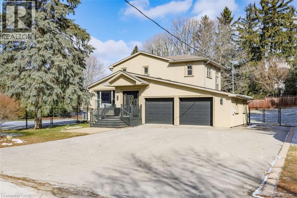 4 PETER Street