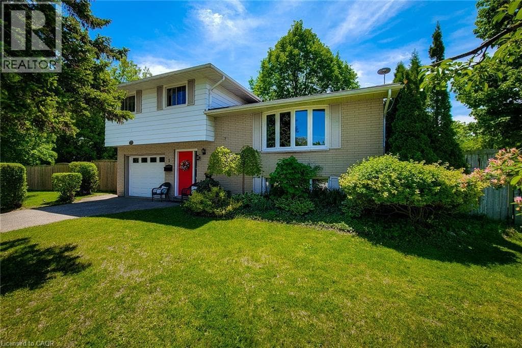 1 GREENWOOD Avenue
