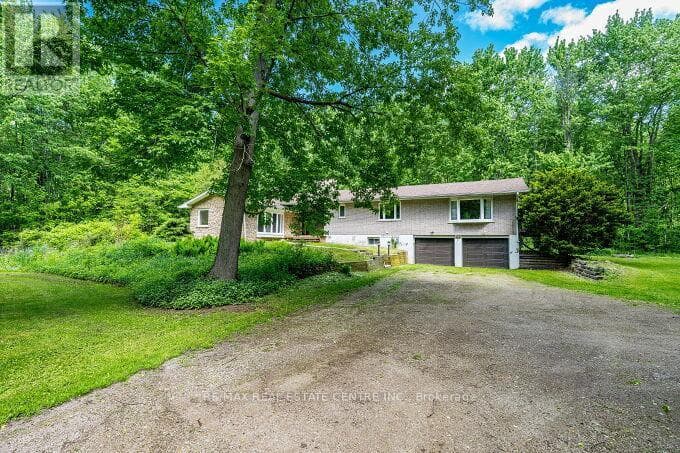 563 6th Concession Road West