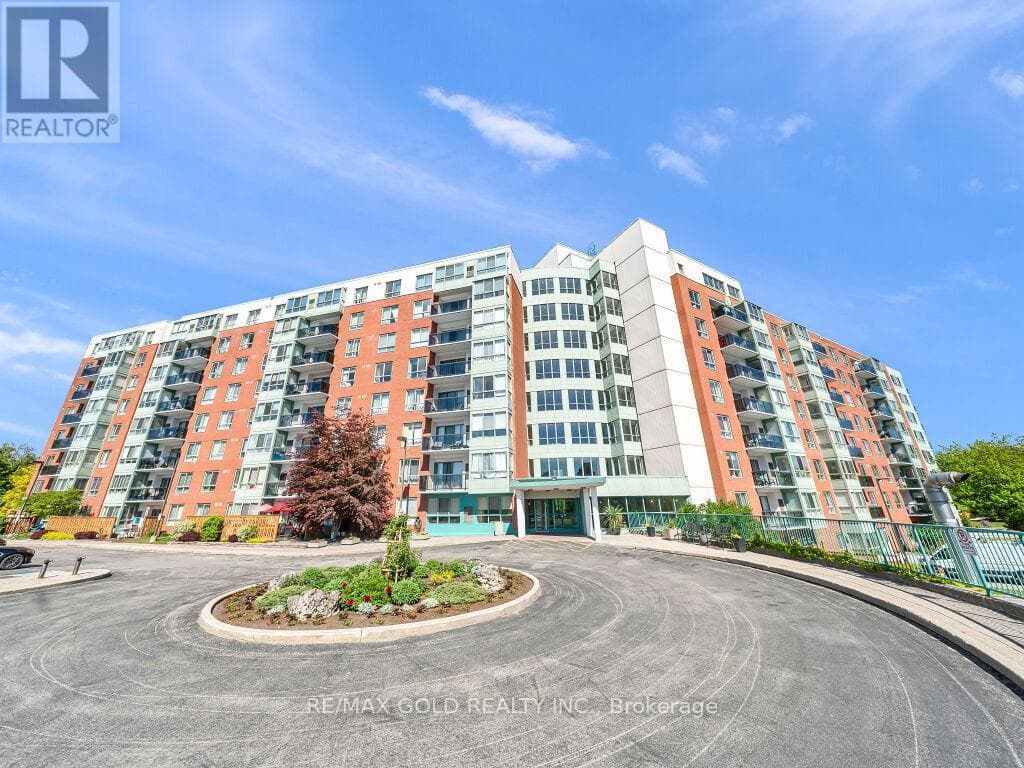 30 Blue Springs Drive Unit 611