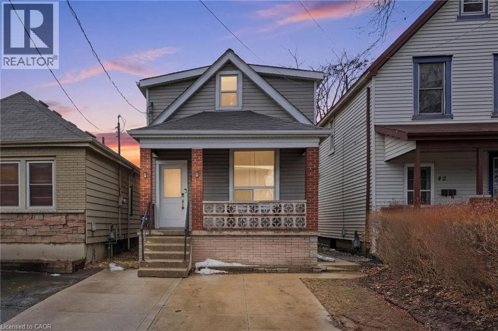 44 WHITFIELD Avenue