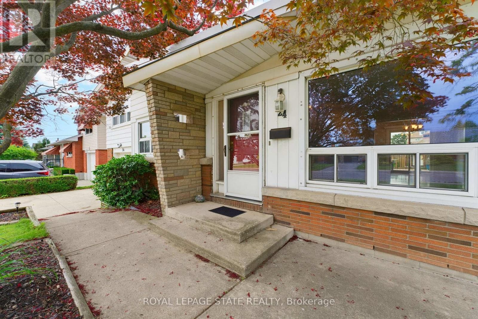 Photo 3