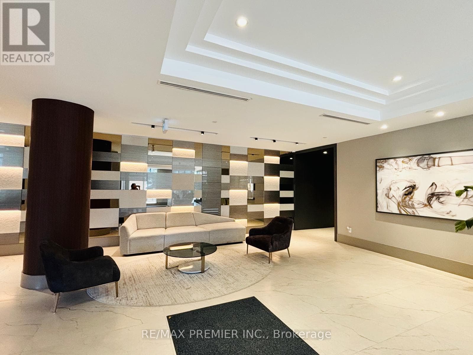 55 Duke Street Unit 332