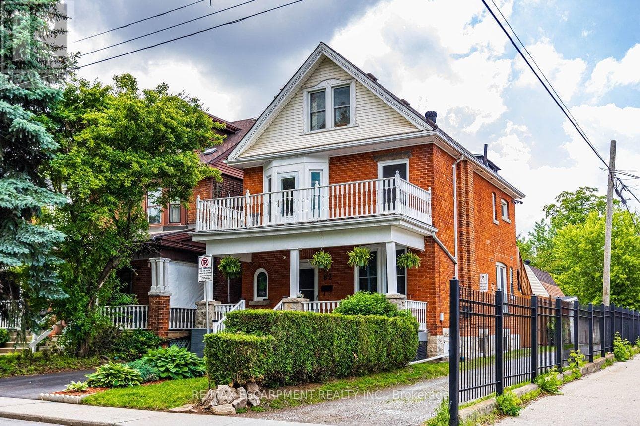 82 Burris Street
