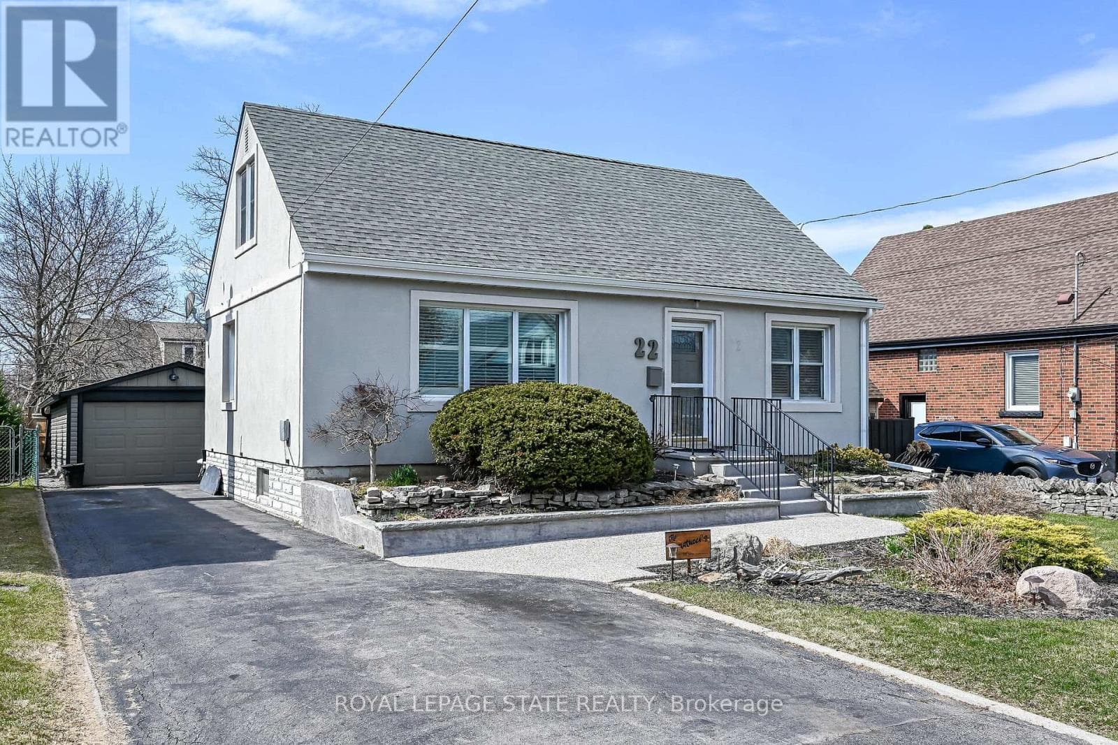 22 Marion Place