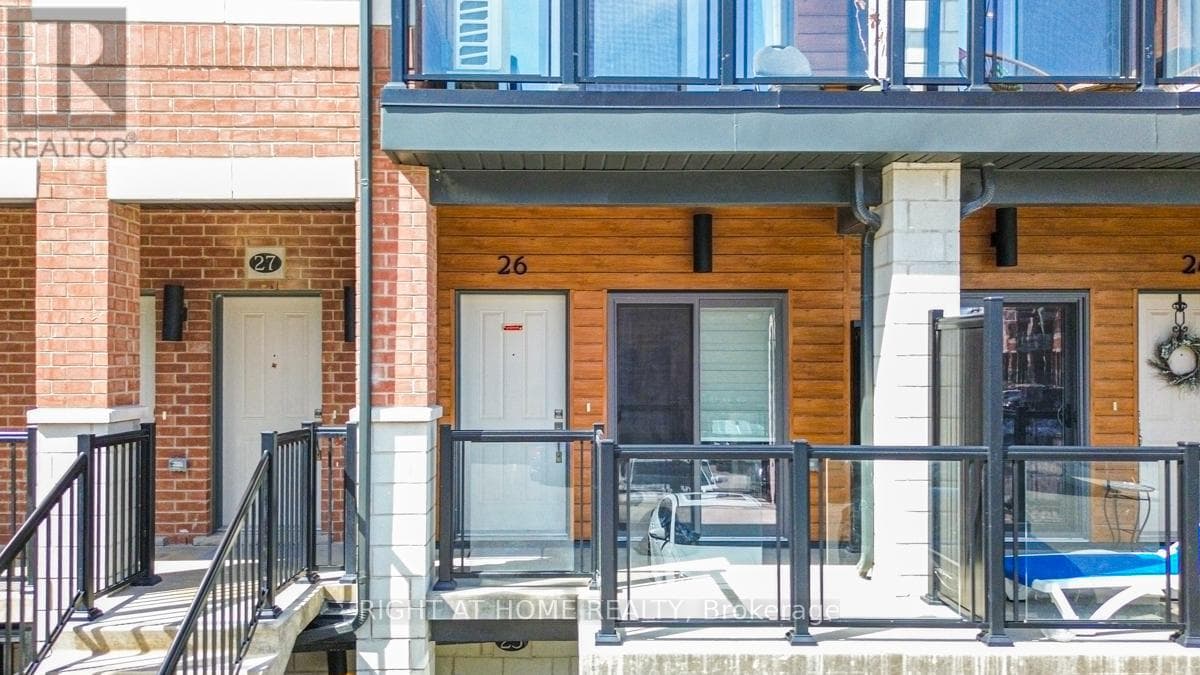 25 ISHERWOOD Avenue Unit B/26