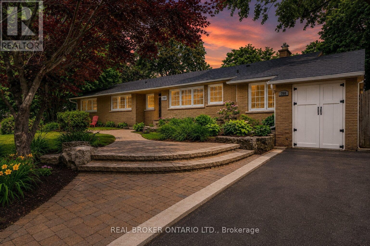 760 Kingsway Drive
