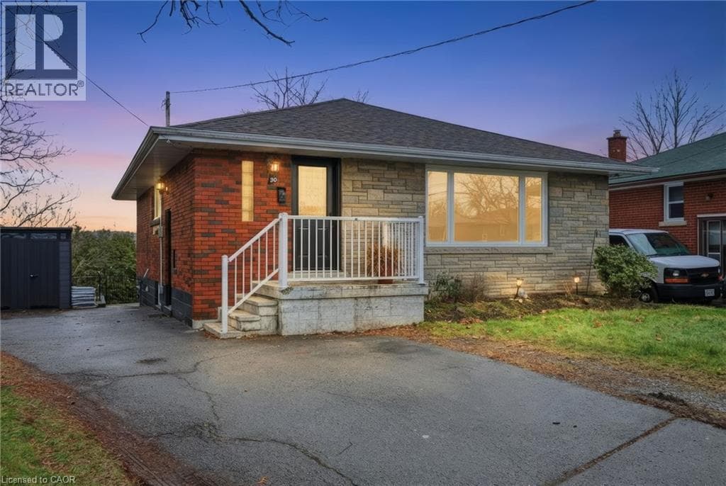20 NELLIGAN Place