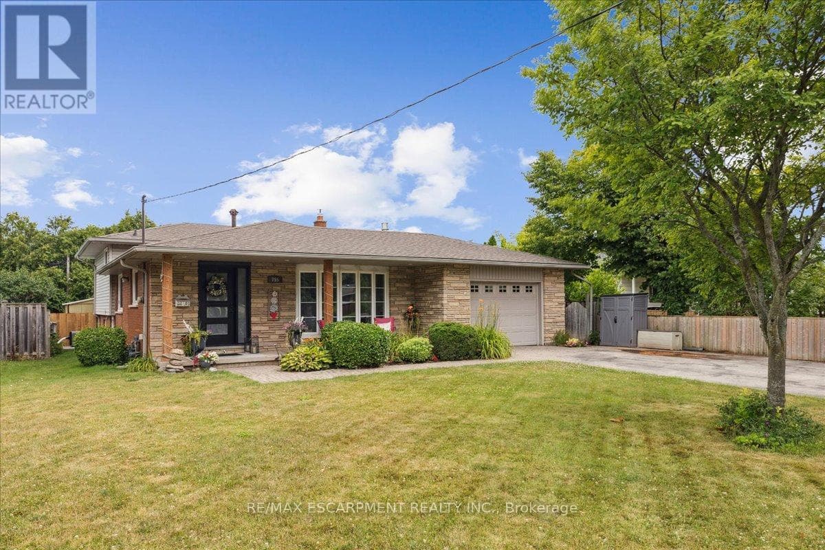 755 Parker Crescent