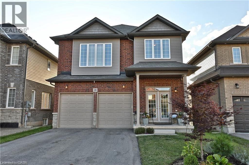 20 HIDDEN RIDGE Crescent