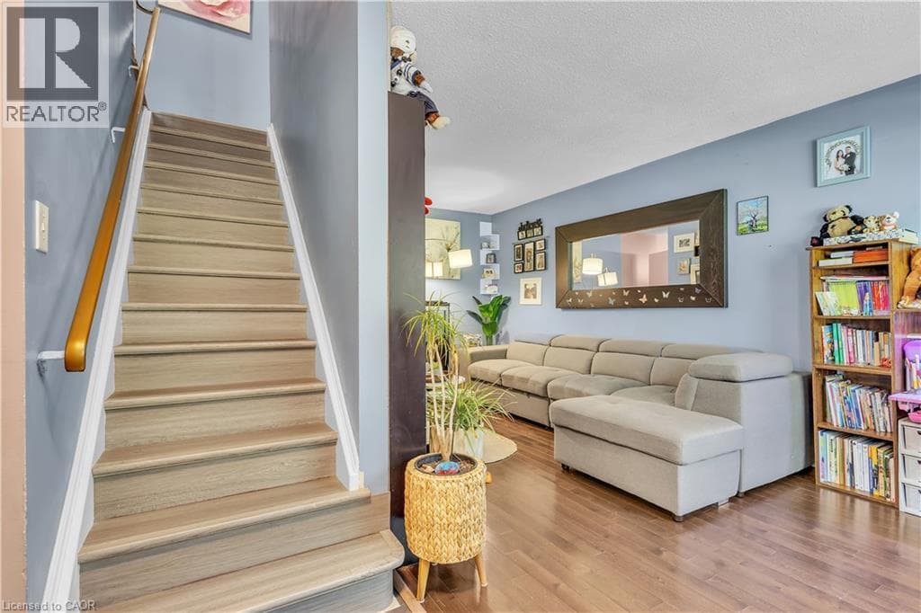 375 PIONEER Drive Unit 7