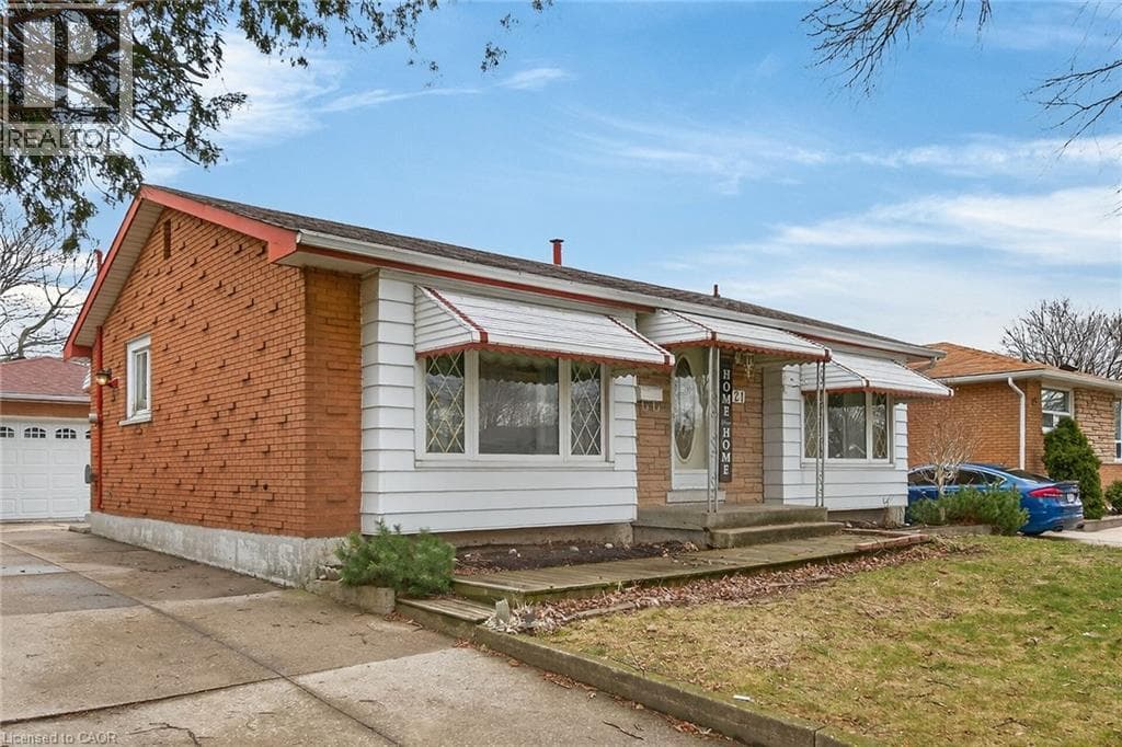 21 BLUEBIRD Avenue