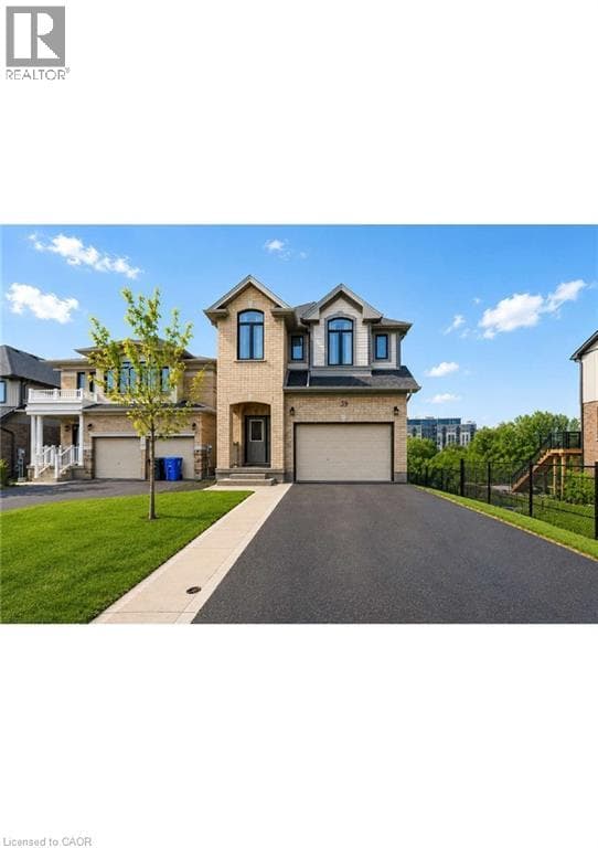 39 EVERTON Drive