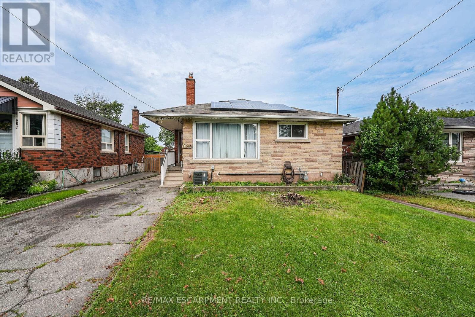 689 Burgess Avenue