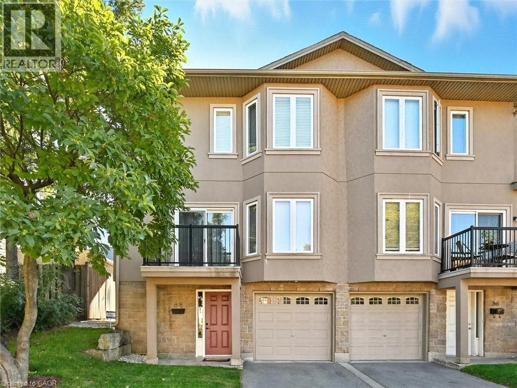 88 WOOD Street East