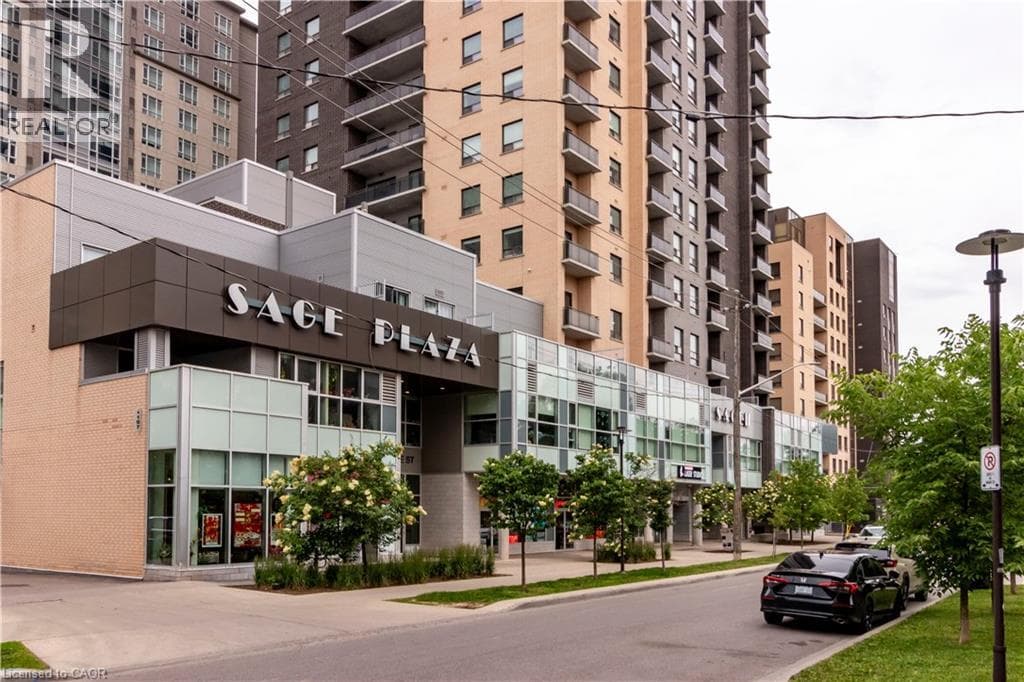 318 SPRUCE Street Unit 1004