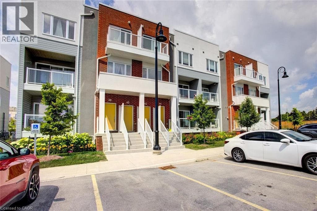 48 PROGRESS Crescent