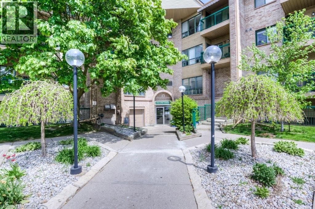15 HOFSTETTER Avenue Unit 221