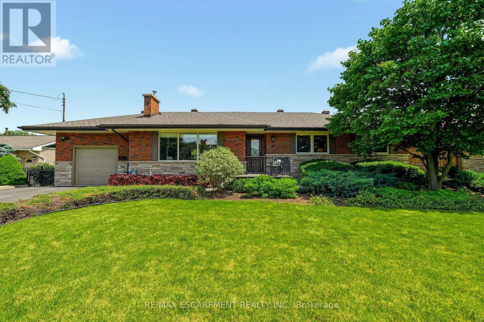 27 Brentwood Drive