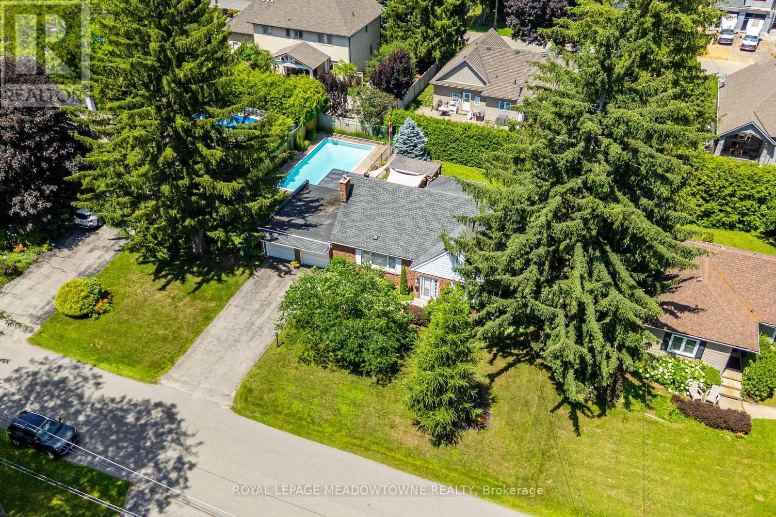 33 Parker Avenue
