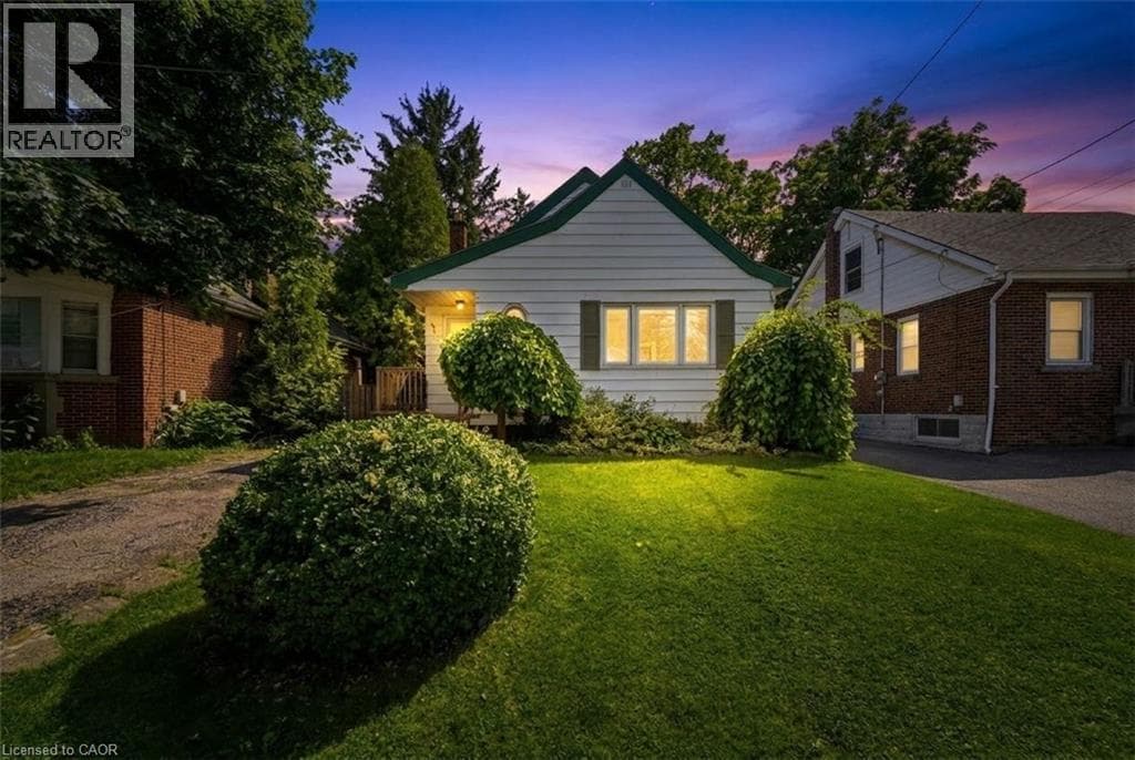 61 GLENMOUNT Avenue