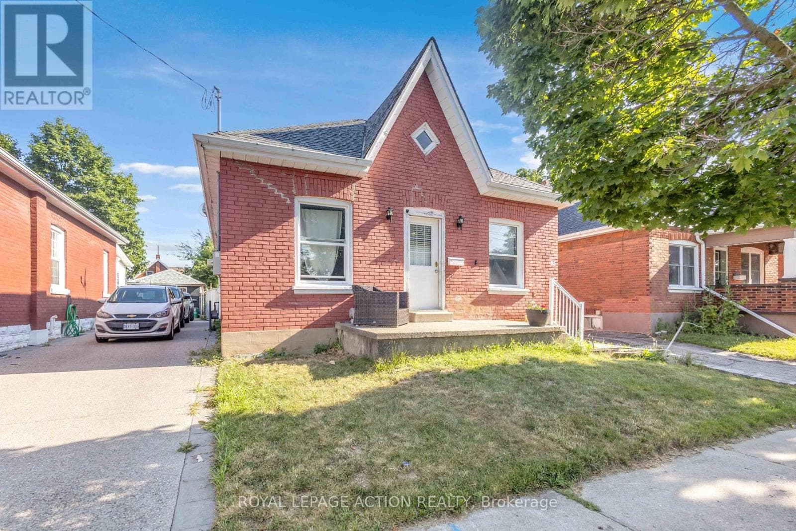 55 Aberdeen Avenue