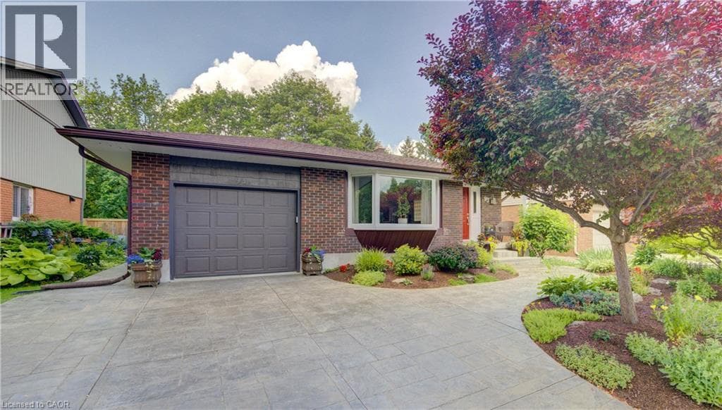 93 BRIARGATE Drive