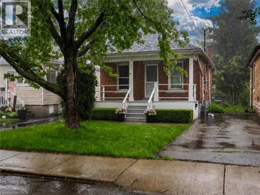 46 EAST 16TH Street