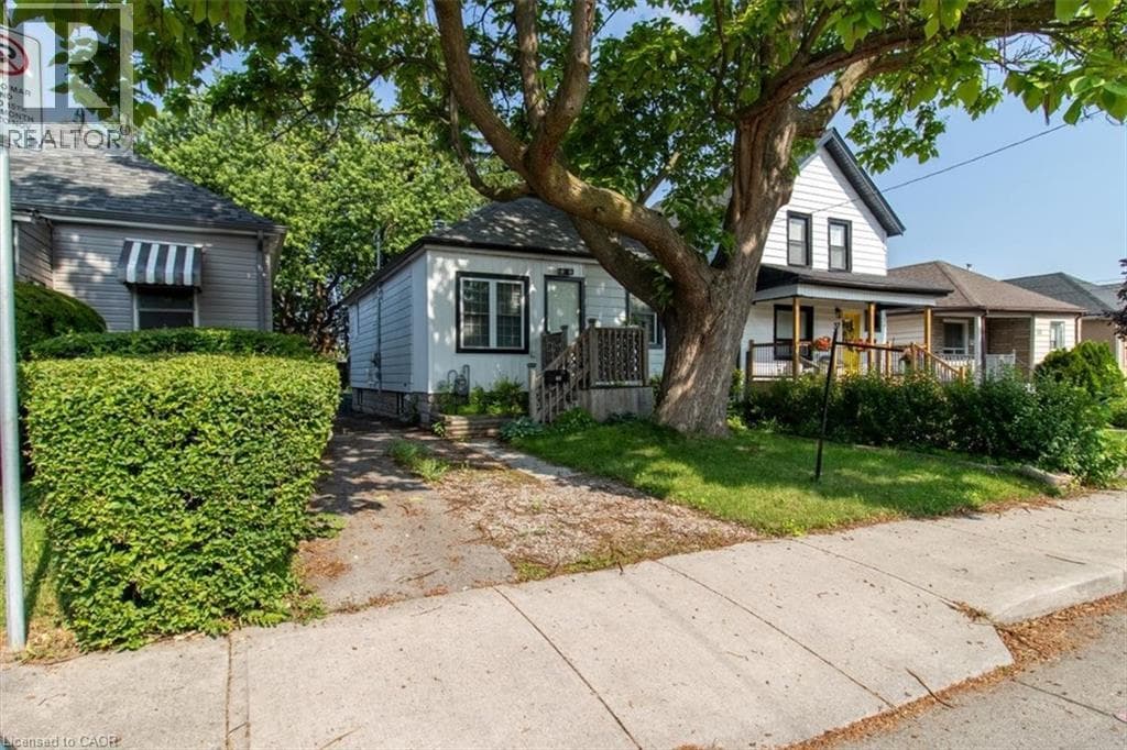 29 WEXFORD Avenue North