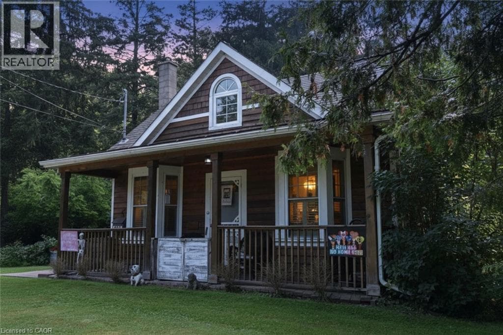 662 OLD DUNDAS Road