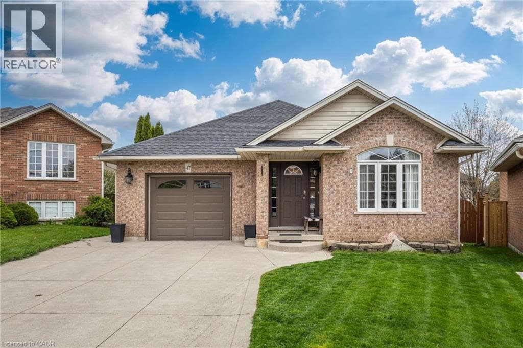 47 HANNAH Crescent
