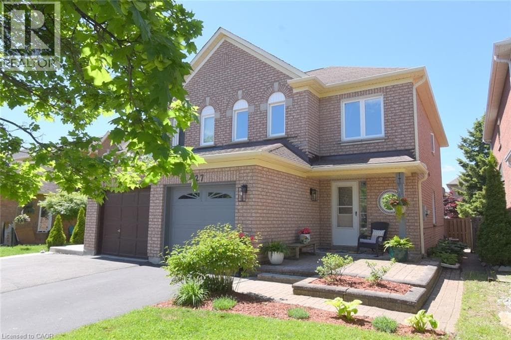 27 HARNESWORTH Crescent