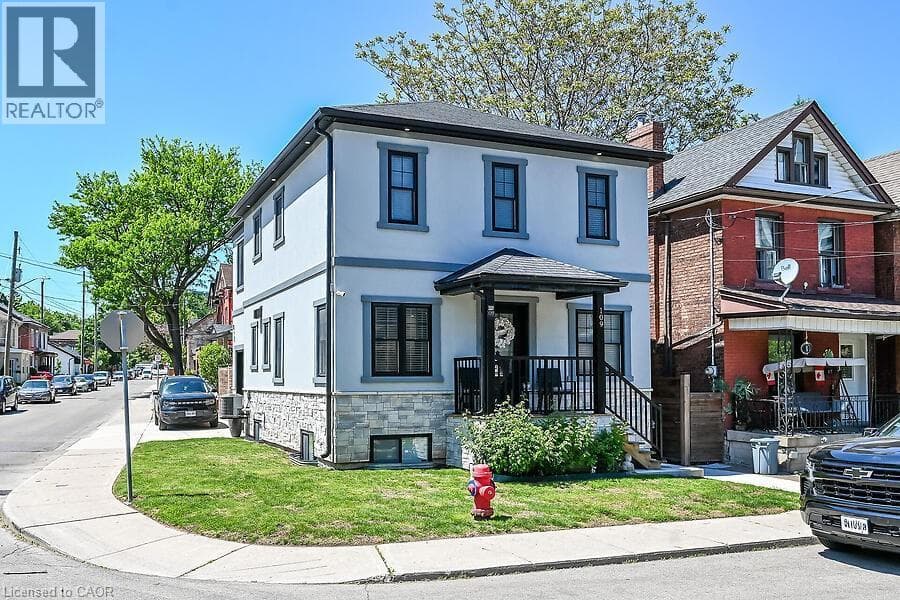 109 RAY Street North
