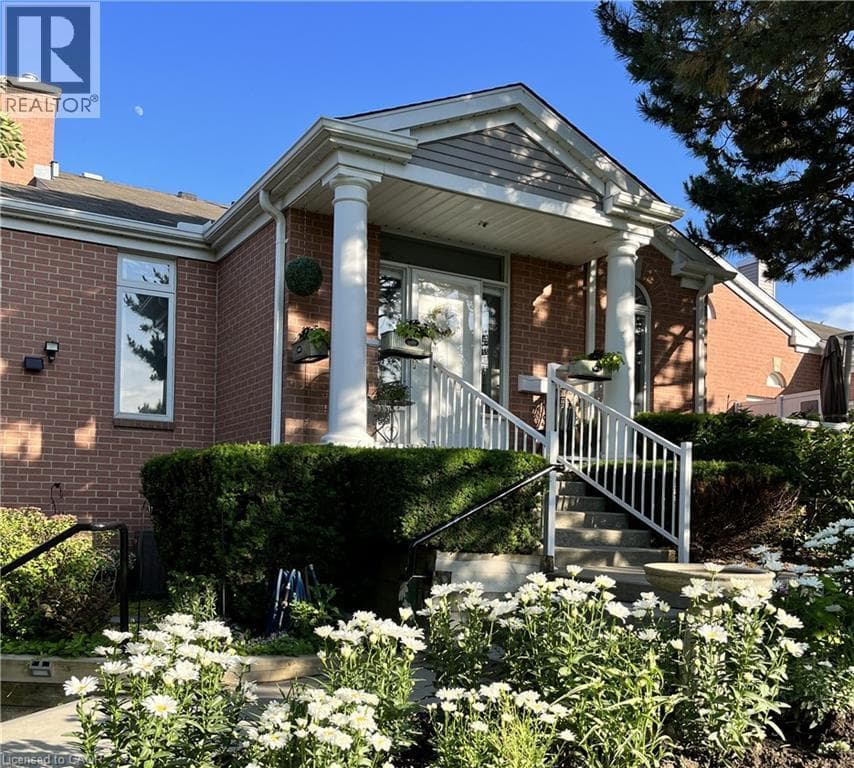 341 GEORGE Street North Unit 4