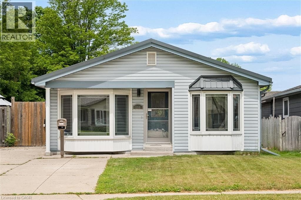 156 TRAYNOR Avenue