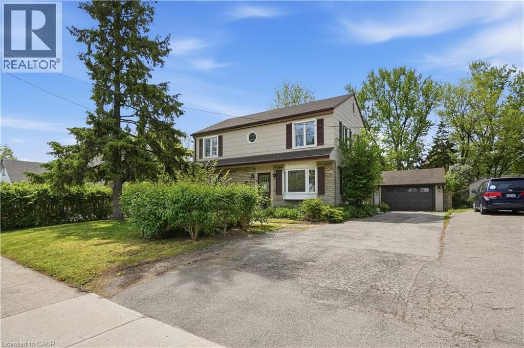 545 MOHAWK Road West
