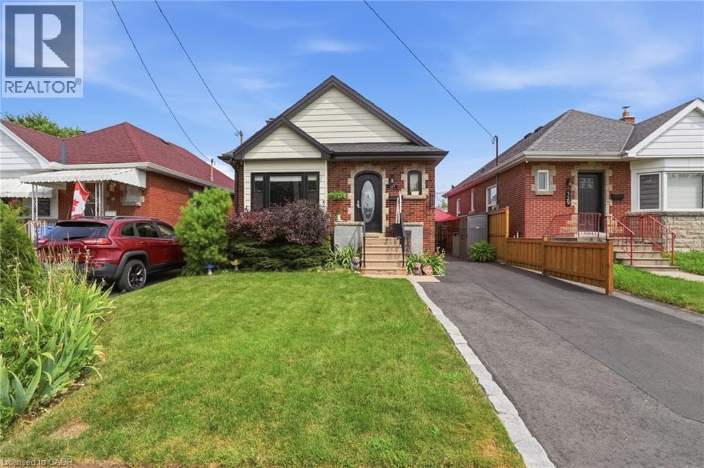 127 TRAGINA Avenue South