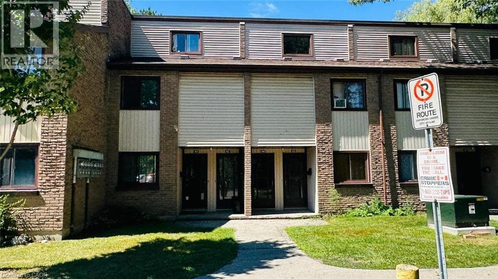 1200 COURTLAND Avenue East Unit 15