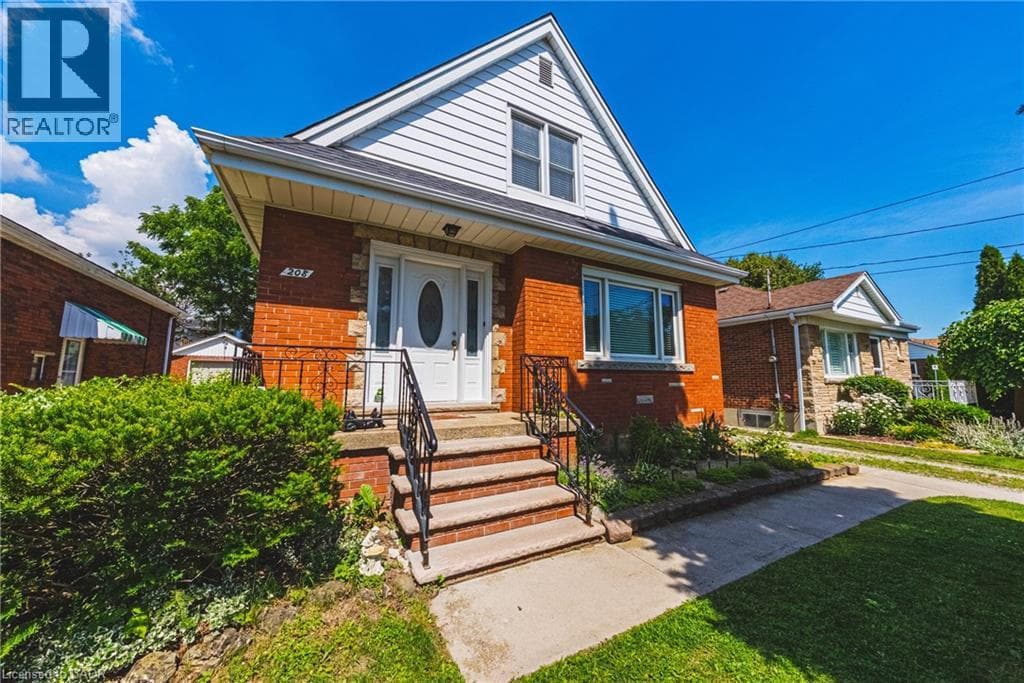 208 GLENCARRY Avenue
