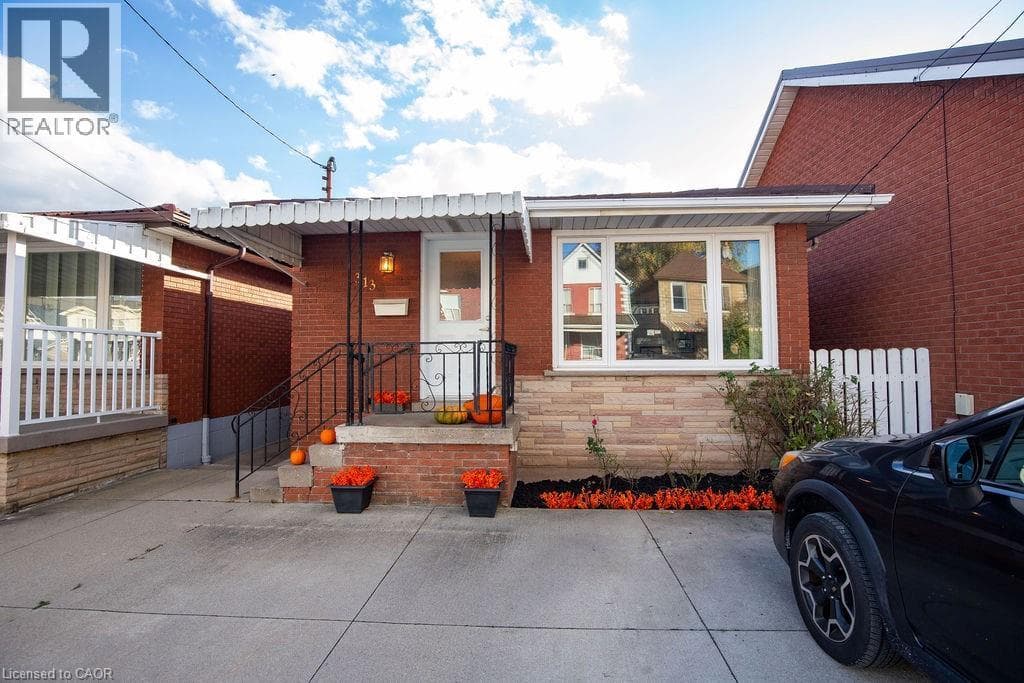 313 BARTON Street West