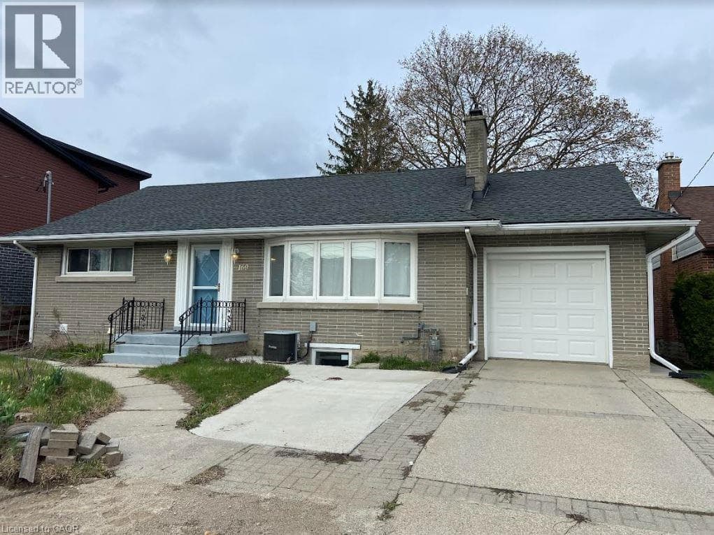 160 BRUCE Street Unit Lower