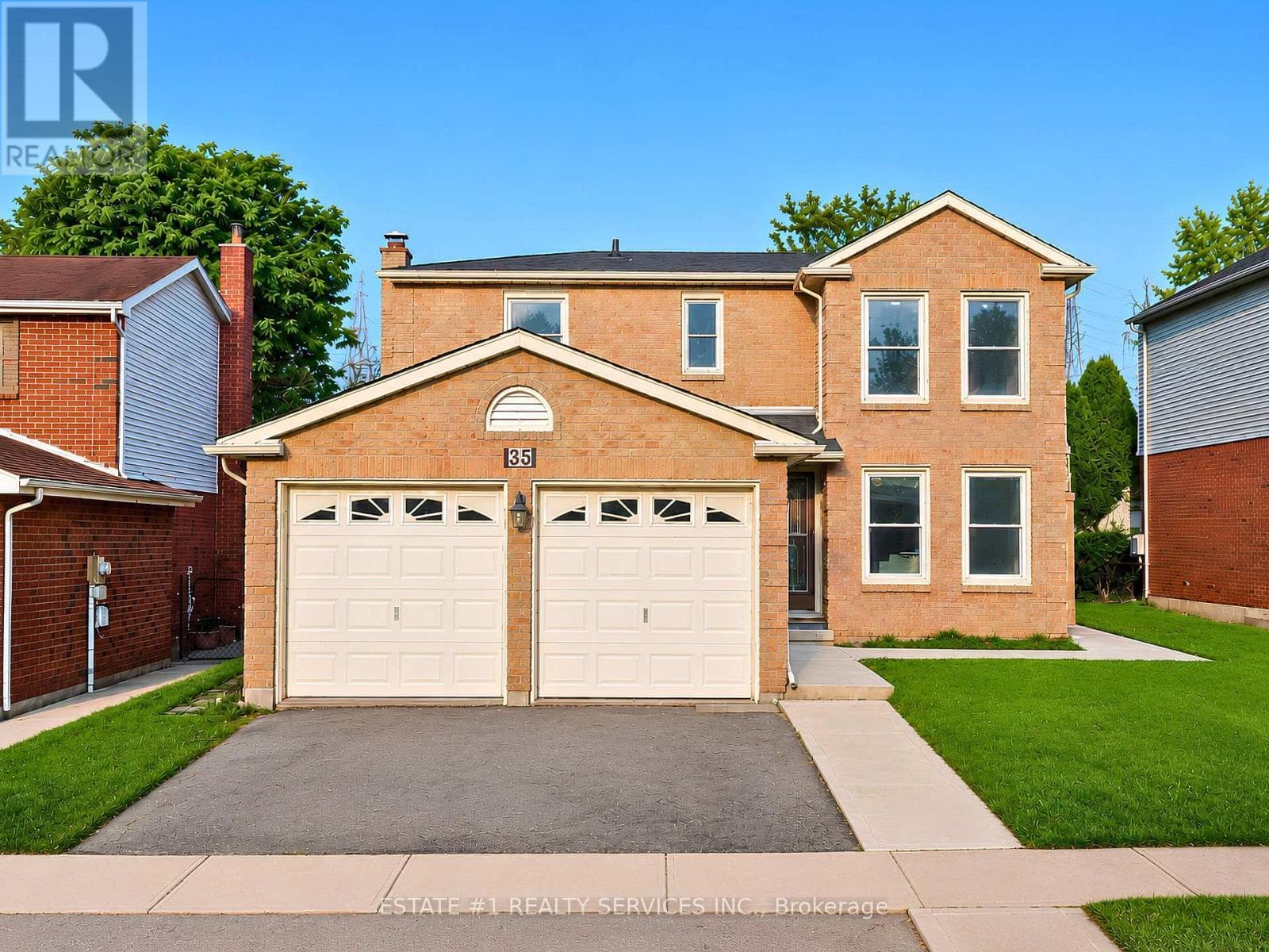 35 Golden Meadow Drive